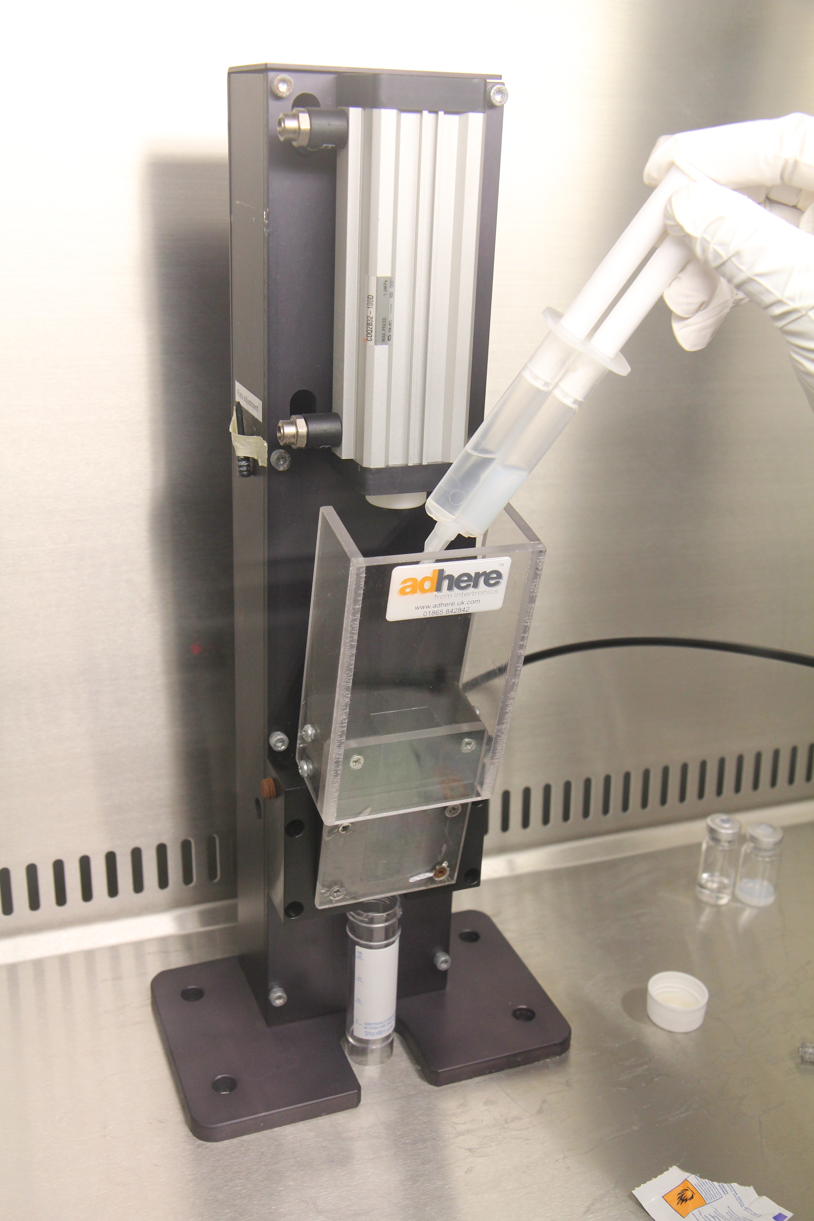 The clinical trial mixing device